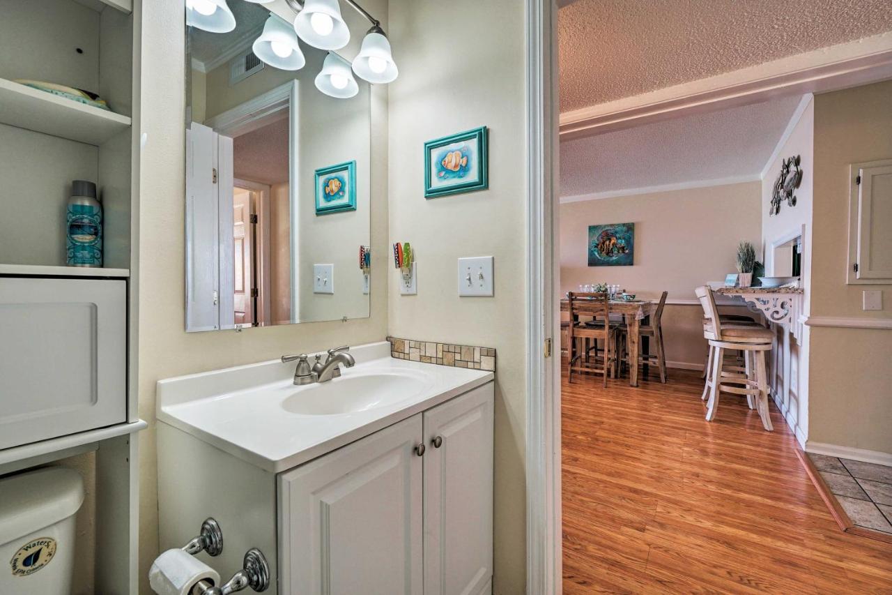 Apartament Breezy Beach Retreat With 180-Degree Ocean Views! Carolina Beach Zewnętrze zdjęcie