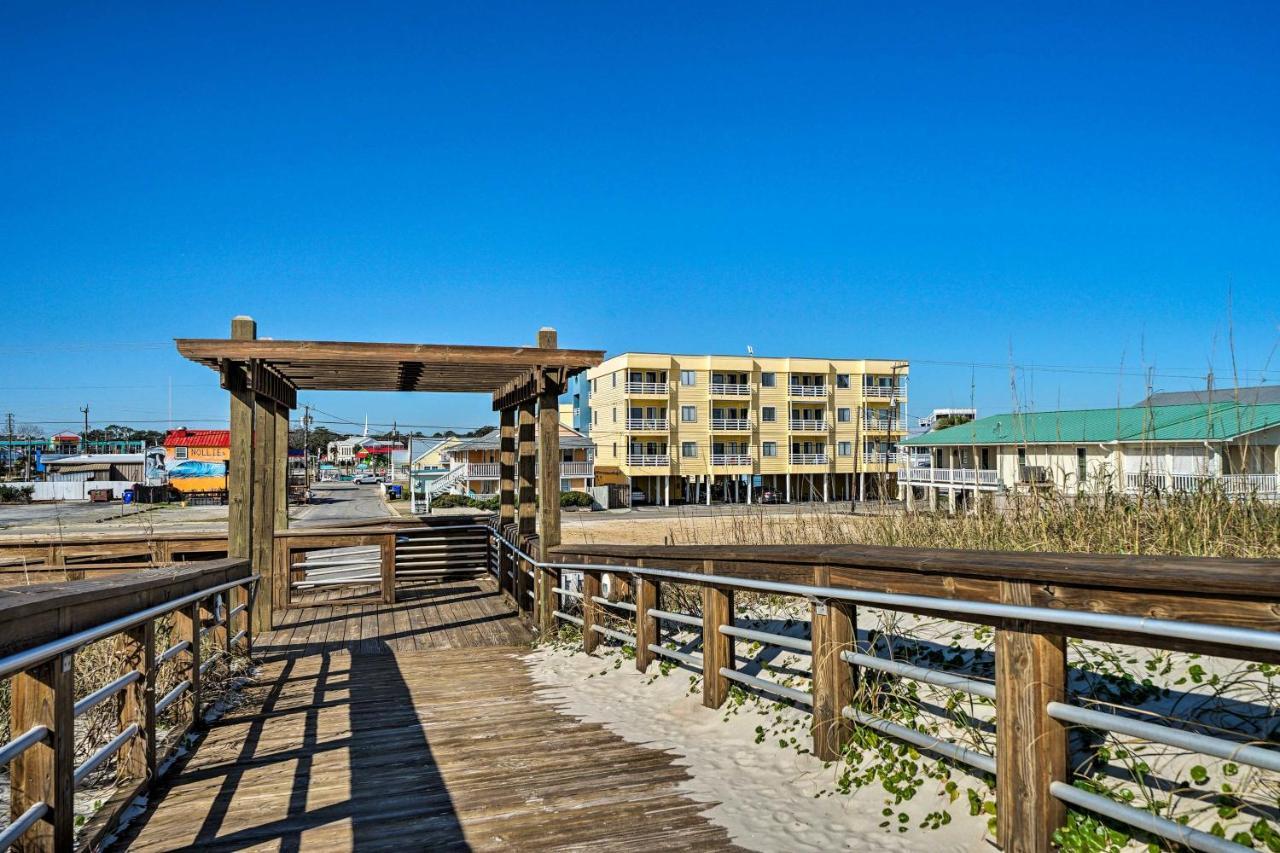 Apartament Breezy Beach Retreat With 180-Degree Ocean Views! Carolina Beach Zewnętrze zdjęcie