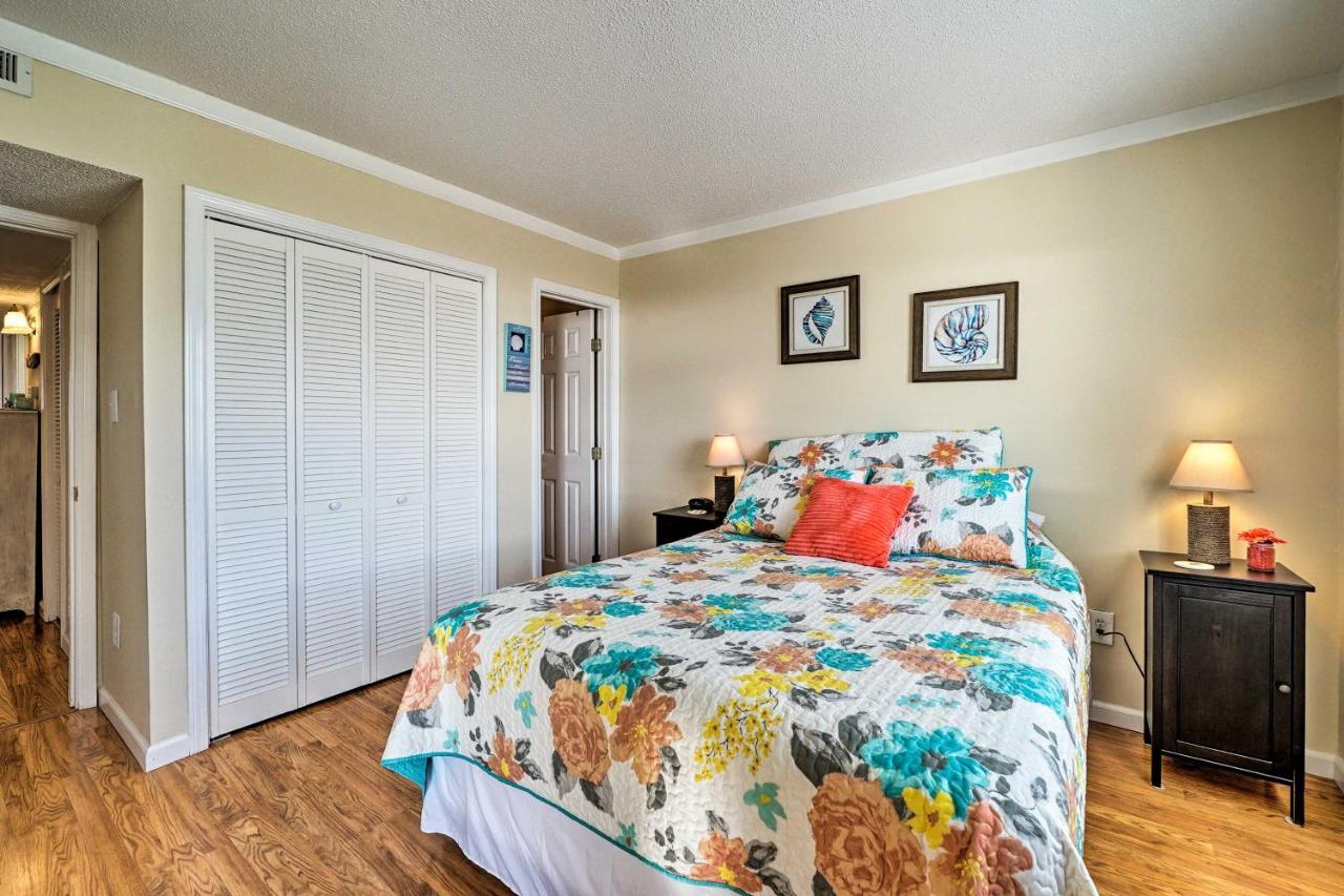 Apartament Breezy Beach Retreat With 180-Degree Ocean Views! Carolina Beach Zewnętrze zdjęcie
